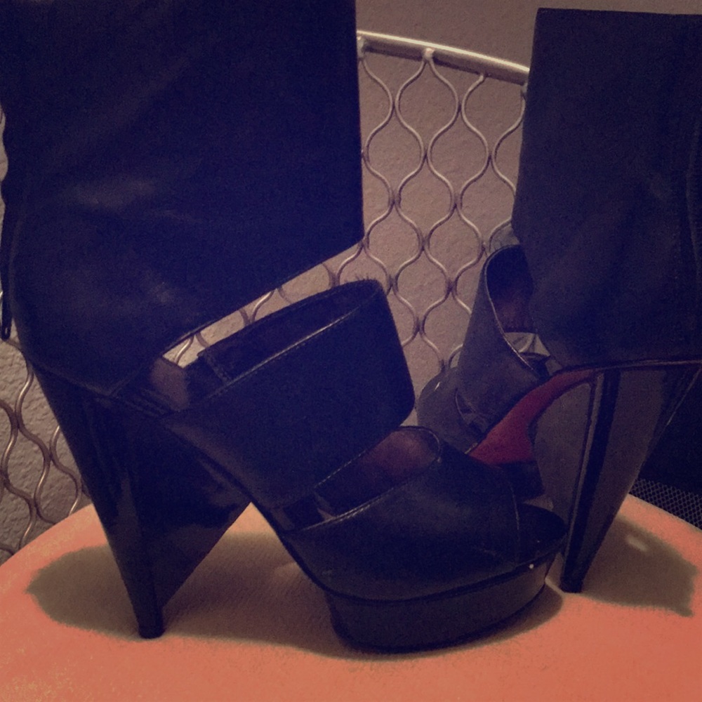 Paris Hilton heels